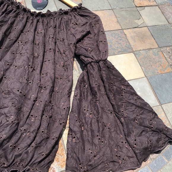 NWT Off shoulder elastic closure long sleeve Small - Picture 3 of 8